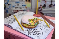 Üniversite Temalı Donutlar